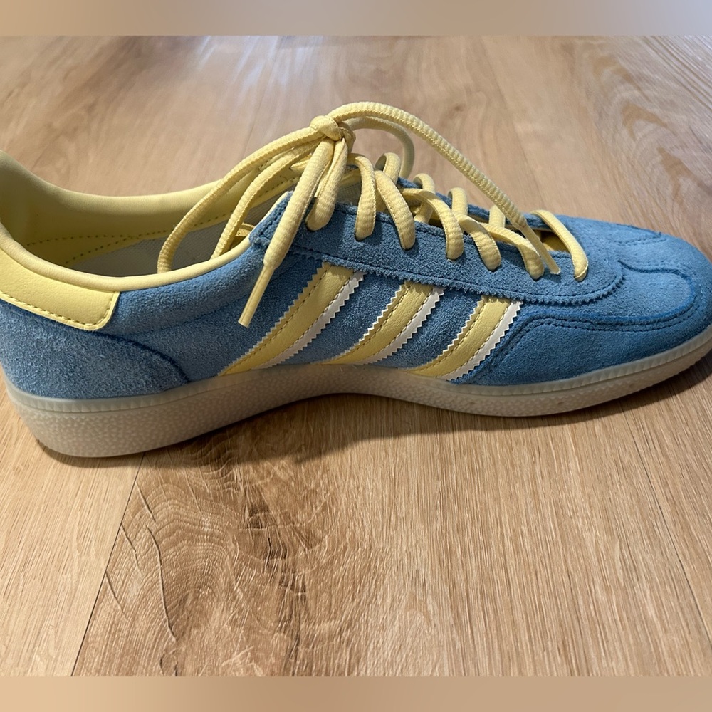 Adidas Handball Spezial Light Blue/Yellow with Yellow Laces Men’s 7.5/Womens 8.5 - Picture 9 of 14